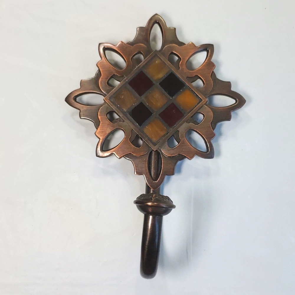 Gorgeous coat hook decor